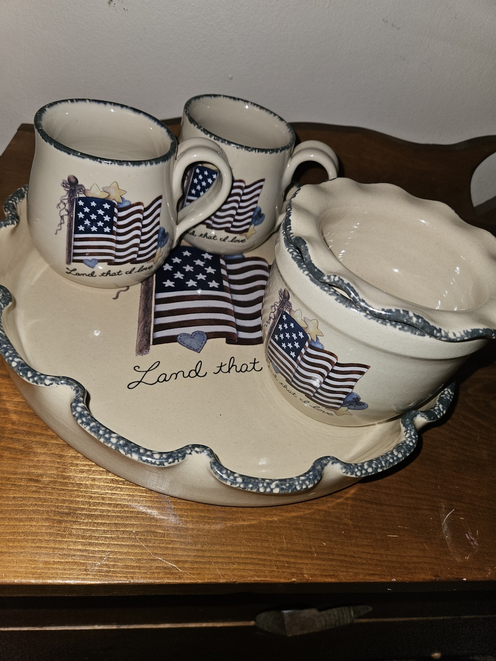 Home & Garden Party Ltd stoneware set "Land That I Love"